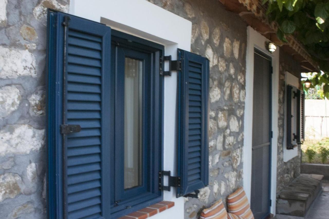 Villa Anna Nafpaktos Luaran gambar